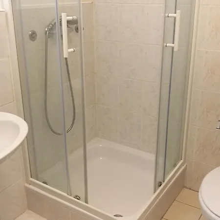 Hostel Rozna Dolina Laibach