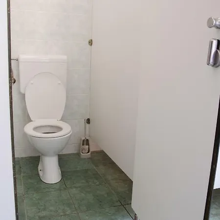 Rozna Dolina Hostel Lublaň