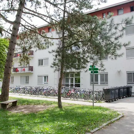 Rozna Dolina * Lublaň