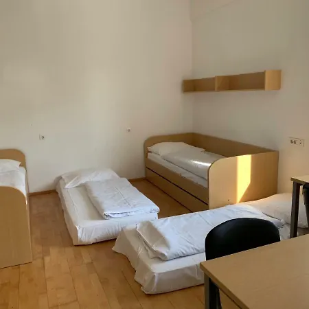 Hostel Rozna Dolina Lublaň