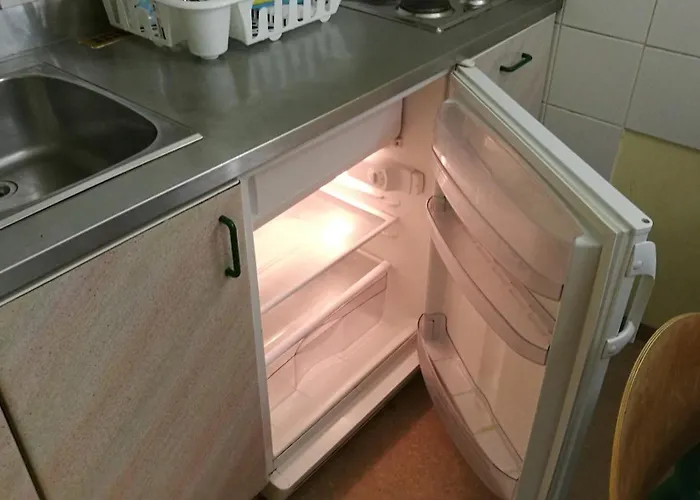 Rozna Dolina, Dom Xiv * Lublaň